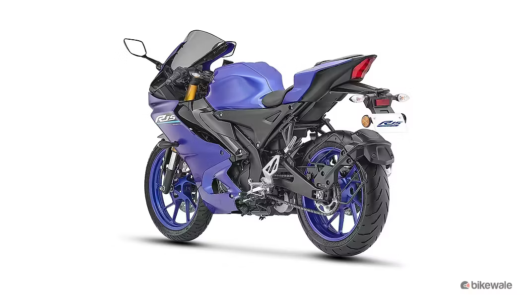 Yamaha R15 V4 - Image 3