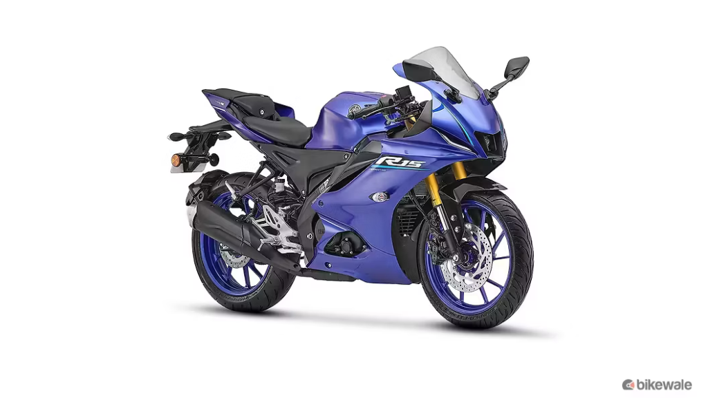 Yamaha R15 V4