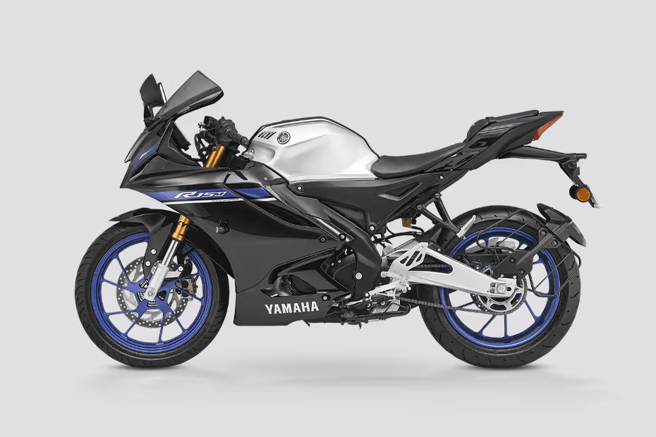Yamaha R15M